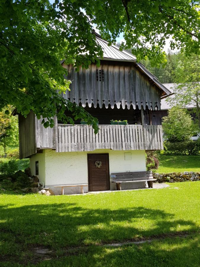 Pension Gut Trogern バート・アイゼンカッペル エクステリア 写真